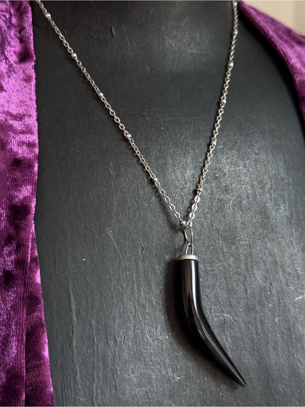 Black obsidian Horn Pendant Necklace protection jewelry witchy southern gothic - Picture 3 of 6